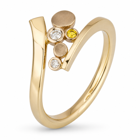  Smeedring met rondjes en diamant