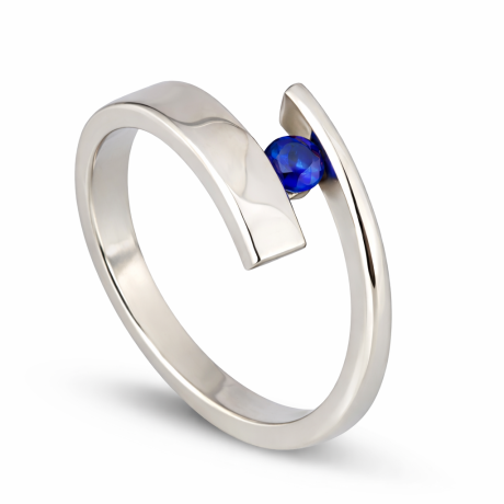 Smeedring met saffier