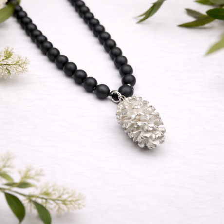 Hematietsnoer met Elzenpropje