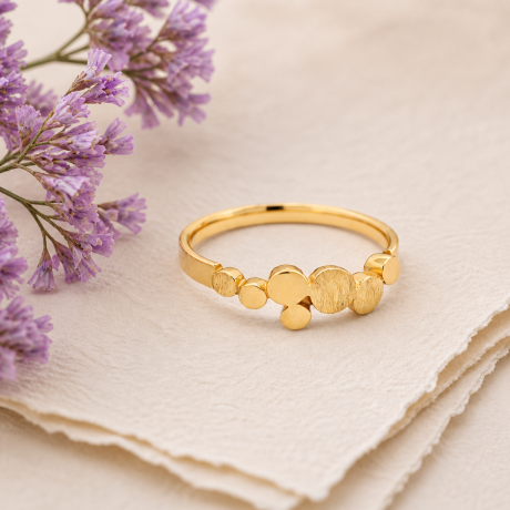 Geelgouden rondjes ring fijn