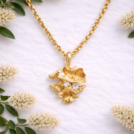 Geelgouden Metesequoia hanger