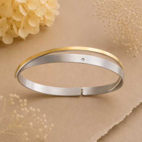 Zilveren armband met gouden strip