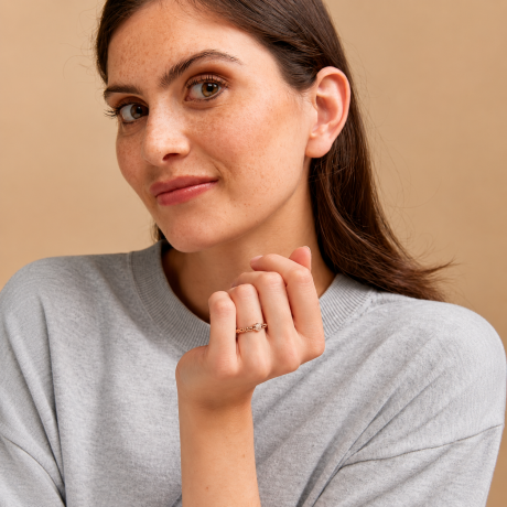 Bron ring Joy met kusje