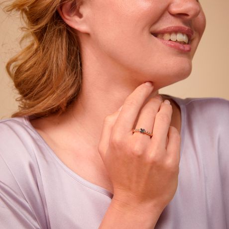 Bron ring Stardust met saffier