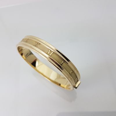 Gouden armband met persoonlijke tekst