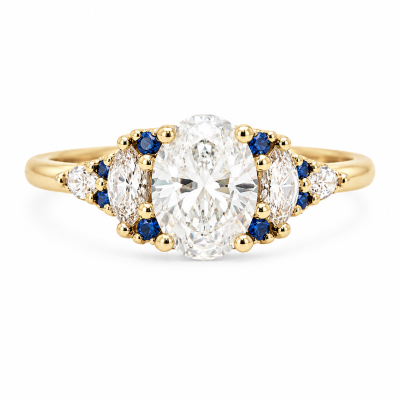 Geelgouden ring met saffier en lab grown diamanten Zuurdeeg en Ockels