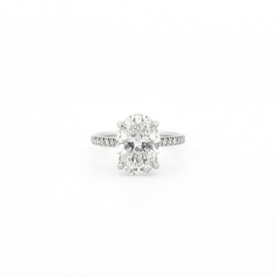 Witgouden ring met Lab Grown diamanten.