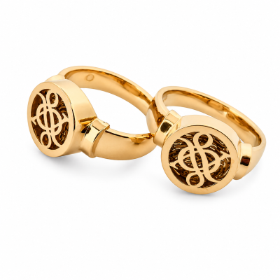 Van eigen goud gegoten jubileum ringen met vingerafdruk Zuurdeeg en Ockels