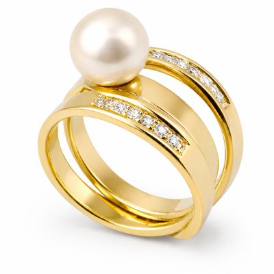 Gemaakt van eigen goud , wikkelring met parel en diamant Zuurdeeg en Ockels