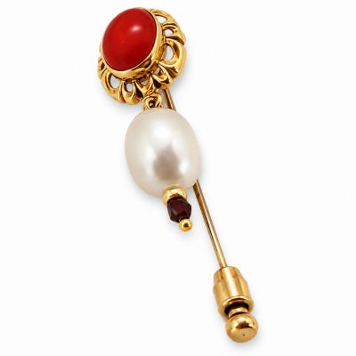 Reverse pin gemaakt van diverse sieraden