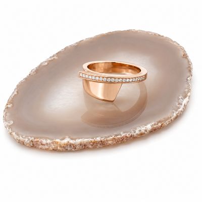Ring van eigen witgoud met pavé gezet diamant