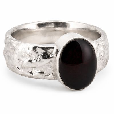 zilveren ring met paardenhaar in epoxy hars